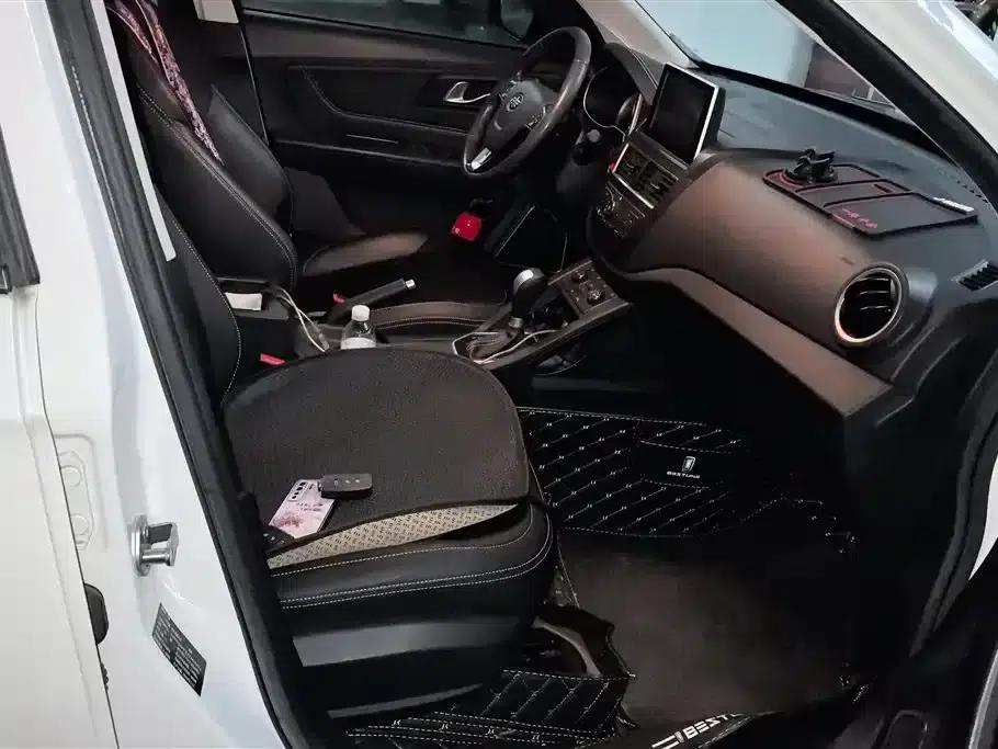 Besturn X40 2017 1.6L Automatic Connected Smart Edition — миниатюра 8