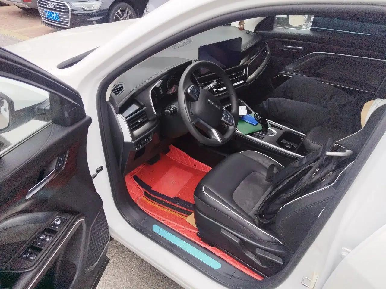 Haval H6 2023 National Trend Edition 1.5T Automatic Urban Version — миниатюра 17
