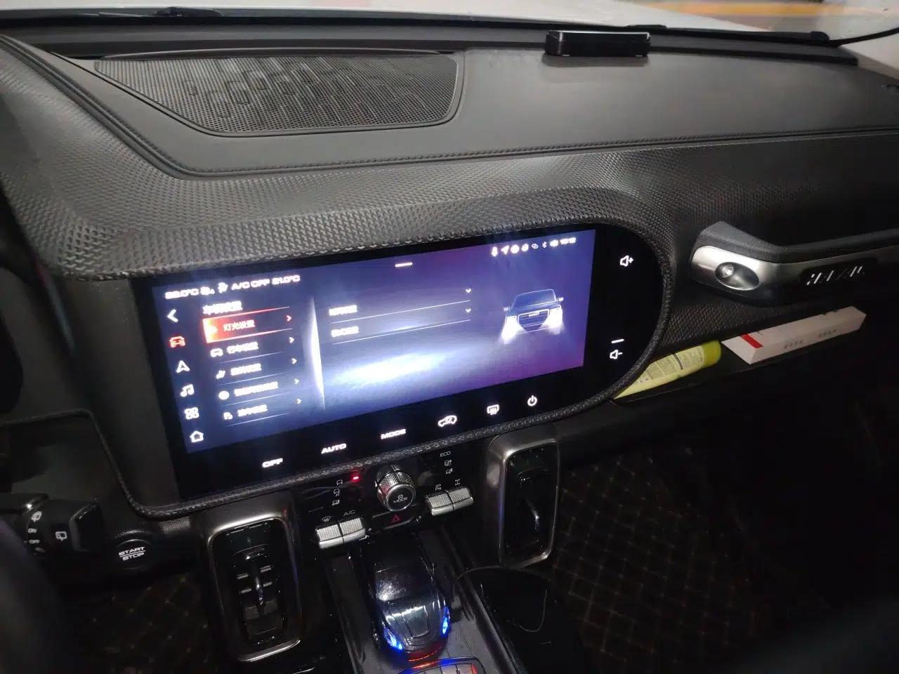 Haval DARGO 2021 2.0T DCT All-Wheel-Drive "Hao Tian Quan" Edition — миниатюра 12
