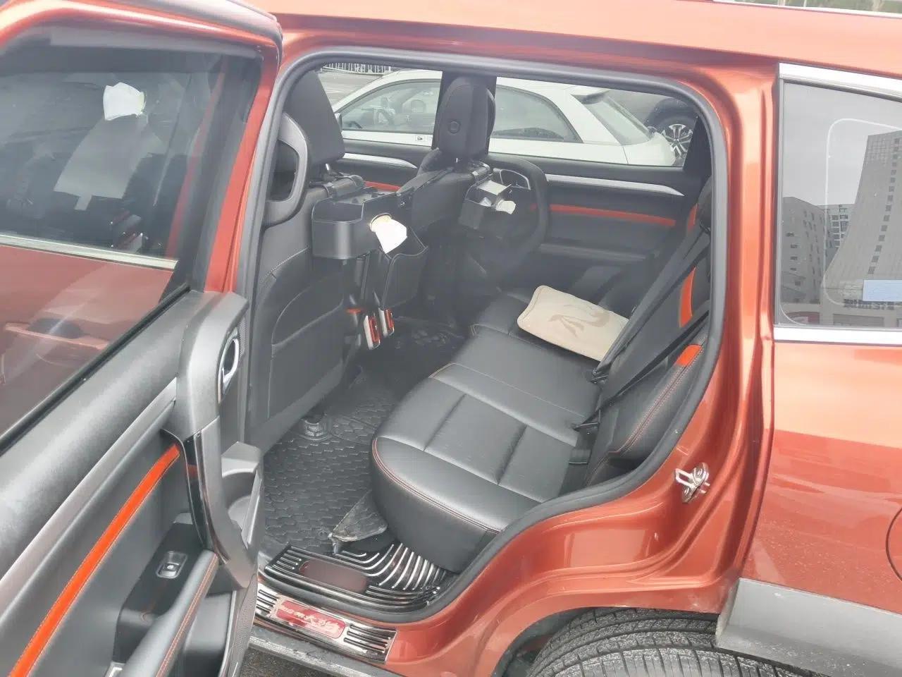 Haval DARGO 2021 1.5T DCT Two-Wheel Drive "Mǎquǎn" Edition — миниатюра 18