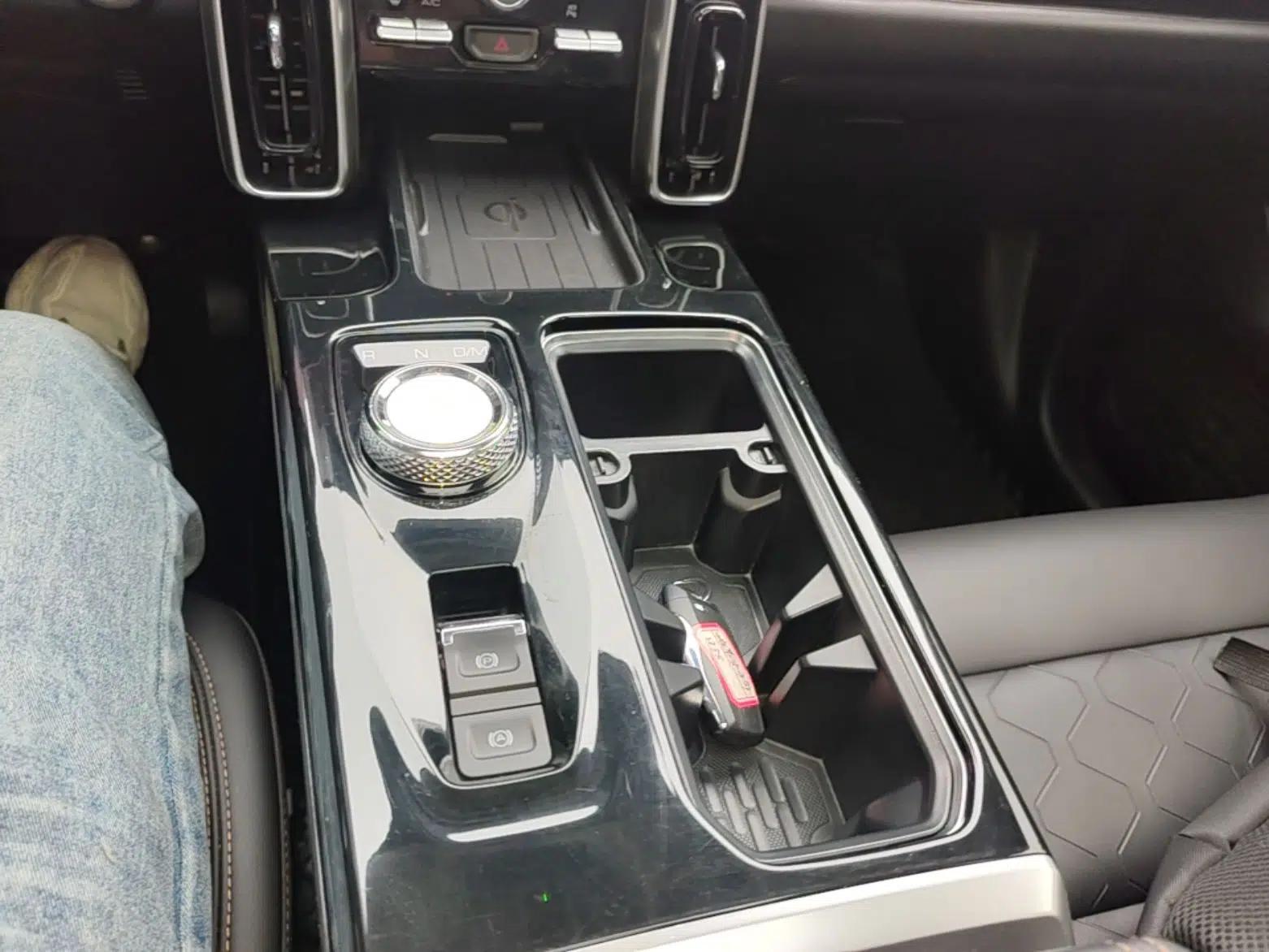 Haval DARGO 2021 1.5T DCT Two-Wheel Drive Border Collie Edition — миниатюра 17