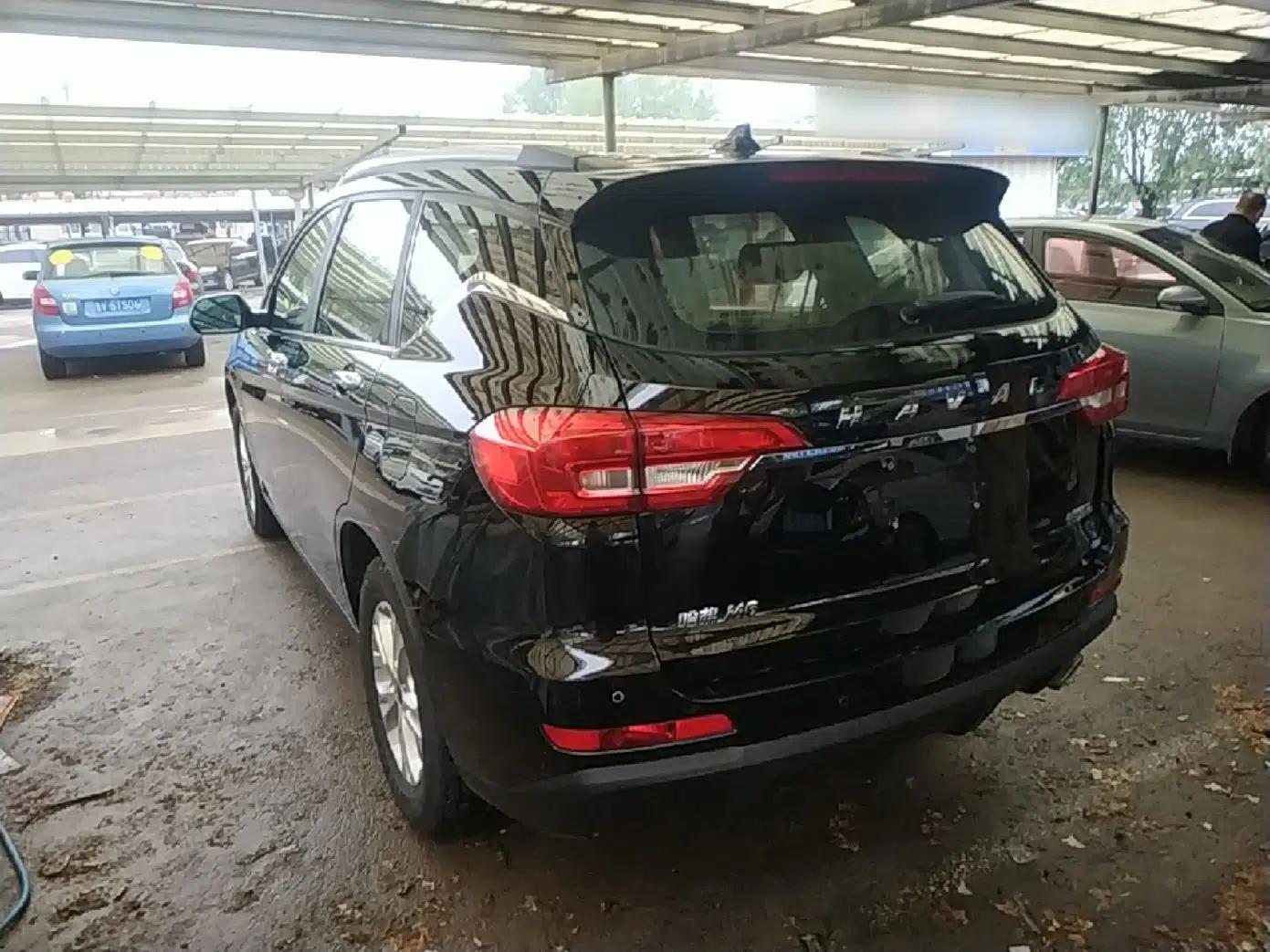 Haval M6 2017 1.5T Automatic Two-Wheel Drive Elite Model — миниатюра 4
