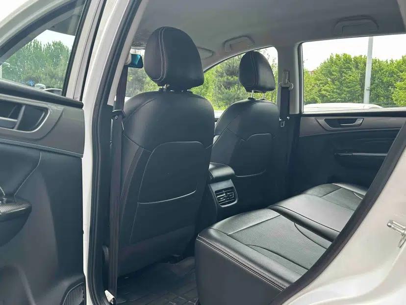 Haval M6 2021 PLUS 1.5T DCT Elite Smart Connectivity Model — миниатюра 13