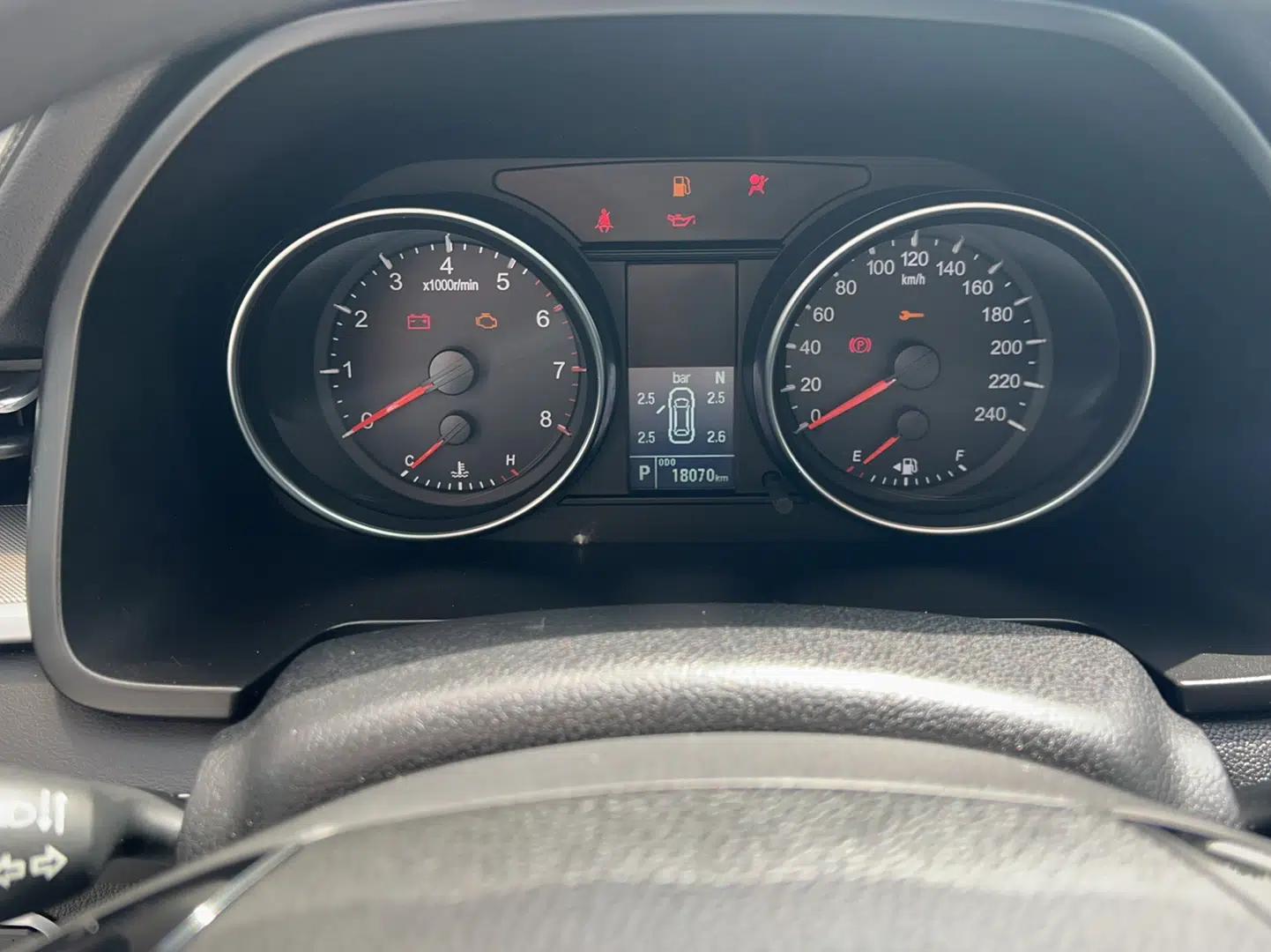 Haval M6 2021 PLUS 1.5T DCT Elite Smart Connectivity Model — миниатюра 8