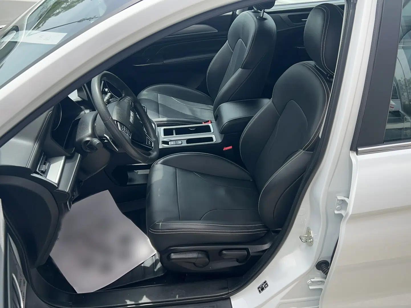 Haval M6 2021 PLUS 1.5T DCT Elite Smart Connectivity Model — миниатюра 9