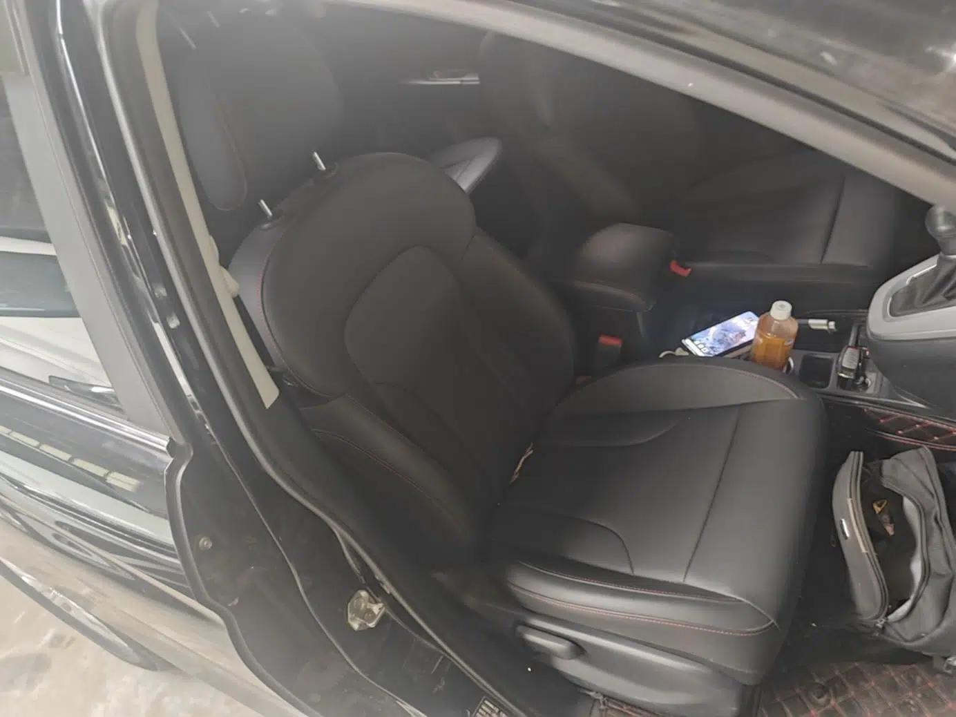 Haval M6 2019 1.5T DCT Two-Wheel Drive Elite Version China VI Standard — миниатюра 23
