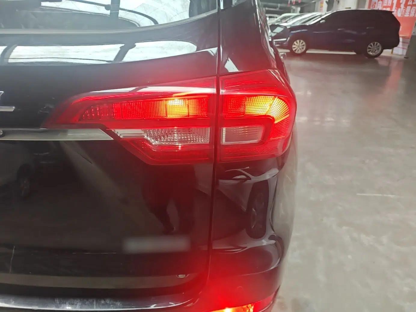 Haval M6 2019 1.5T DCT Two-Wheel Drive Elite Version China VI Standard — миниатюра 8