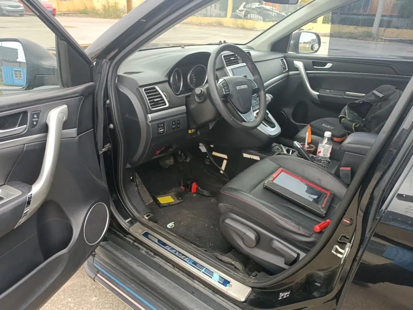 Haval M6 2018 Revised Version 1.5T DCT Two-Wheel Drive Elite Edition — миниатюра 19