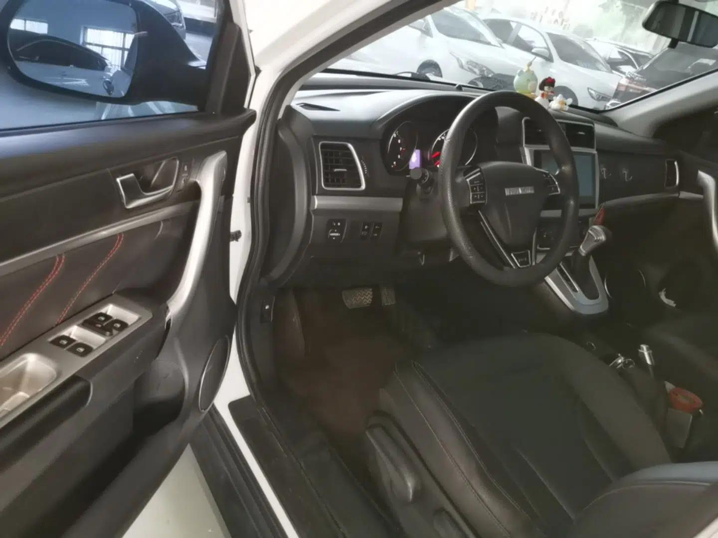 Haval M6 2019 1.5T DCT Two-Wheel Drive Value Edition China VI Standard — миниатюра 18
