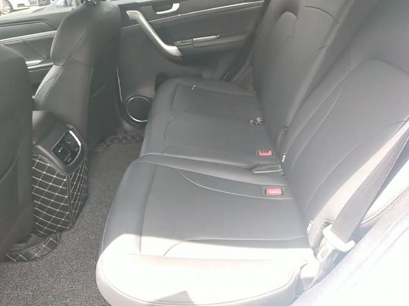Haval M6 2019 1.5T Manual Two-Wheel Drive Elite Version China VI Standard — миниатюра 20