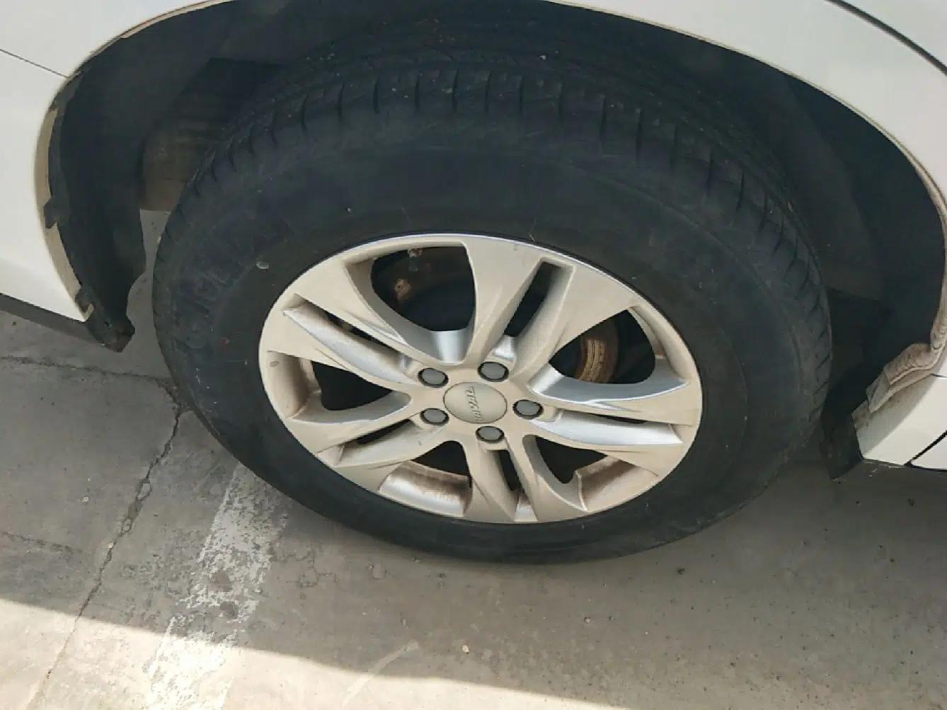 Haval M6 2019 1.5T Manual Two-Wheel Drive Elite Version China VI Standard — миниатюра 10