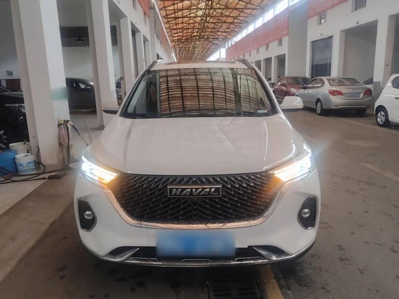 Haval M6 2021 PLUS 1.5T DCT Luxury Smart Connectivity Model — миниатюра 2