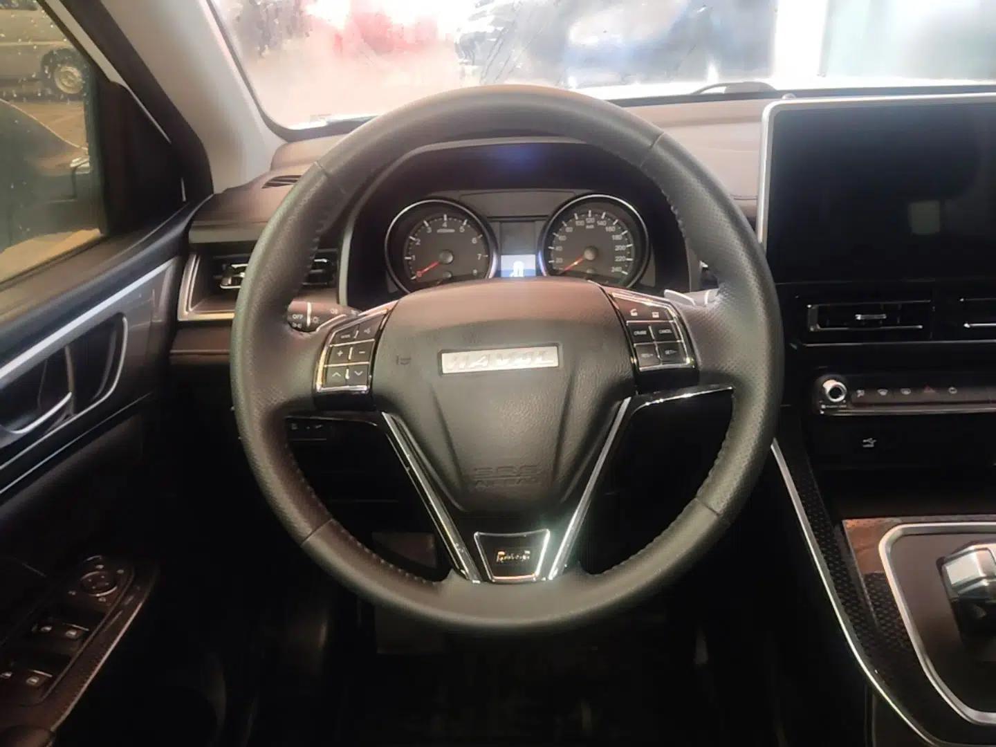 Haval M6 2021 PLUS 1.5T DCT Luxury Smart Connectivity Model — миниатюра 13