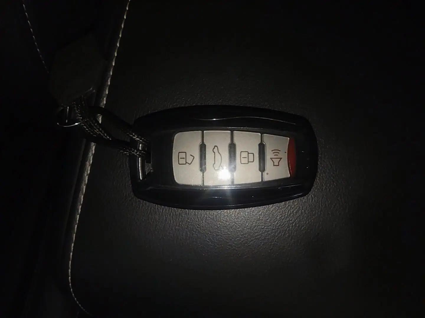Haval M6 2021 PLUS 1.5T DCT Luxury Smart Connectivity Model — миниатюра 22
