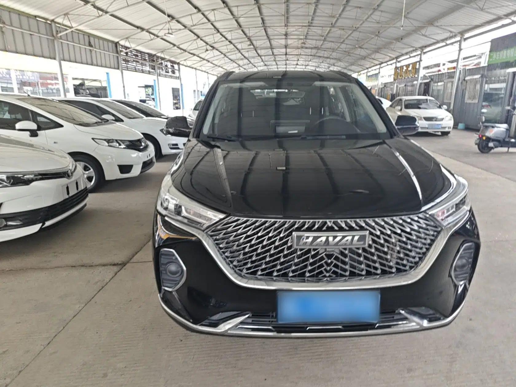 Haval M6 2021 PLUS 1.5T DCT Elite Smart Connectivity Model — миниатюра 2