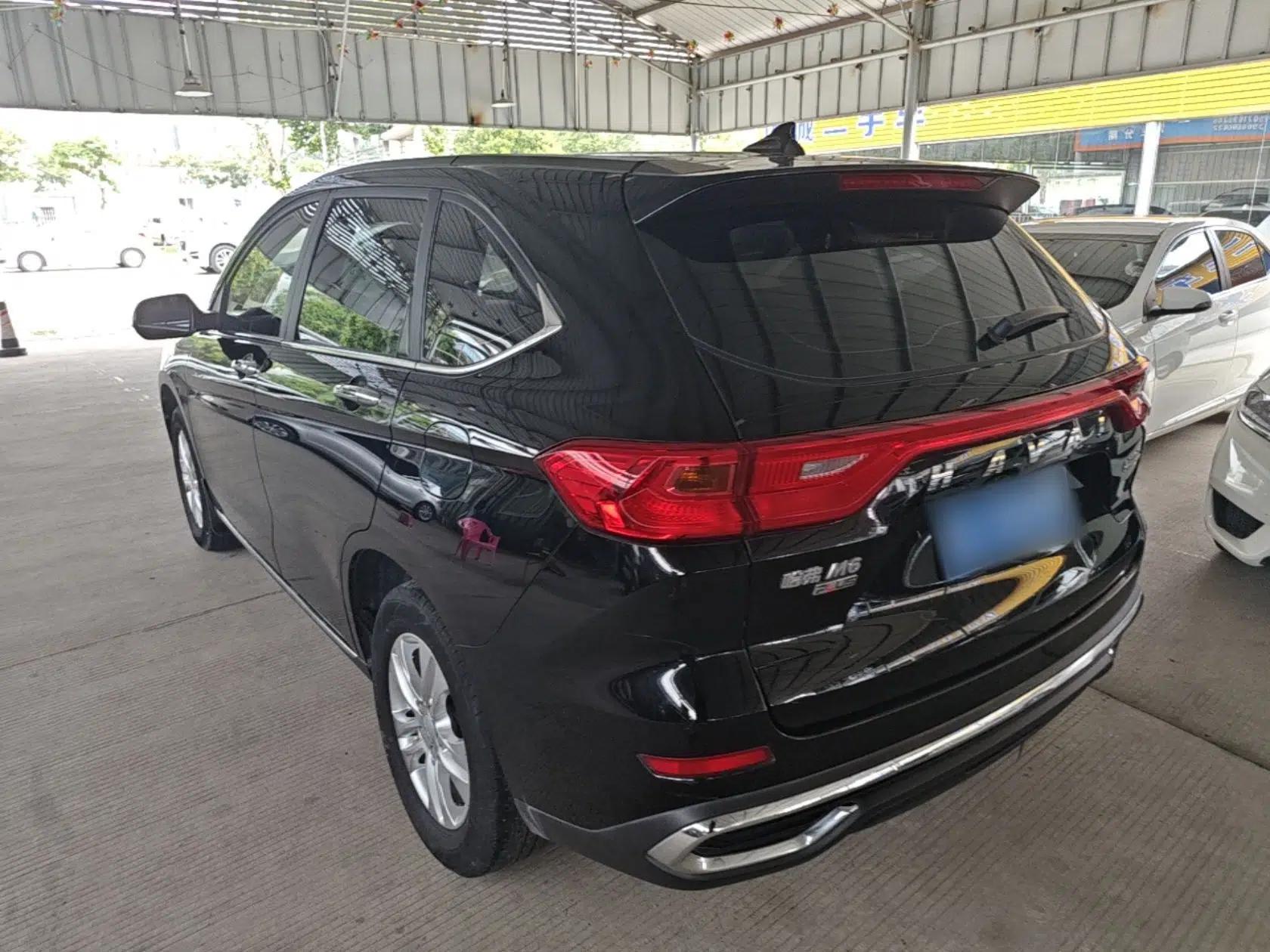 Haval M6 2021 PLUS 1.5T DCT Elite Smart Connectivity Model — миниатюра 4