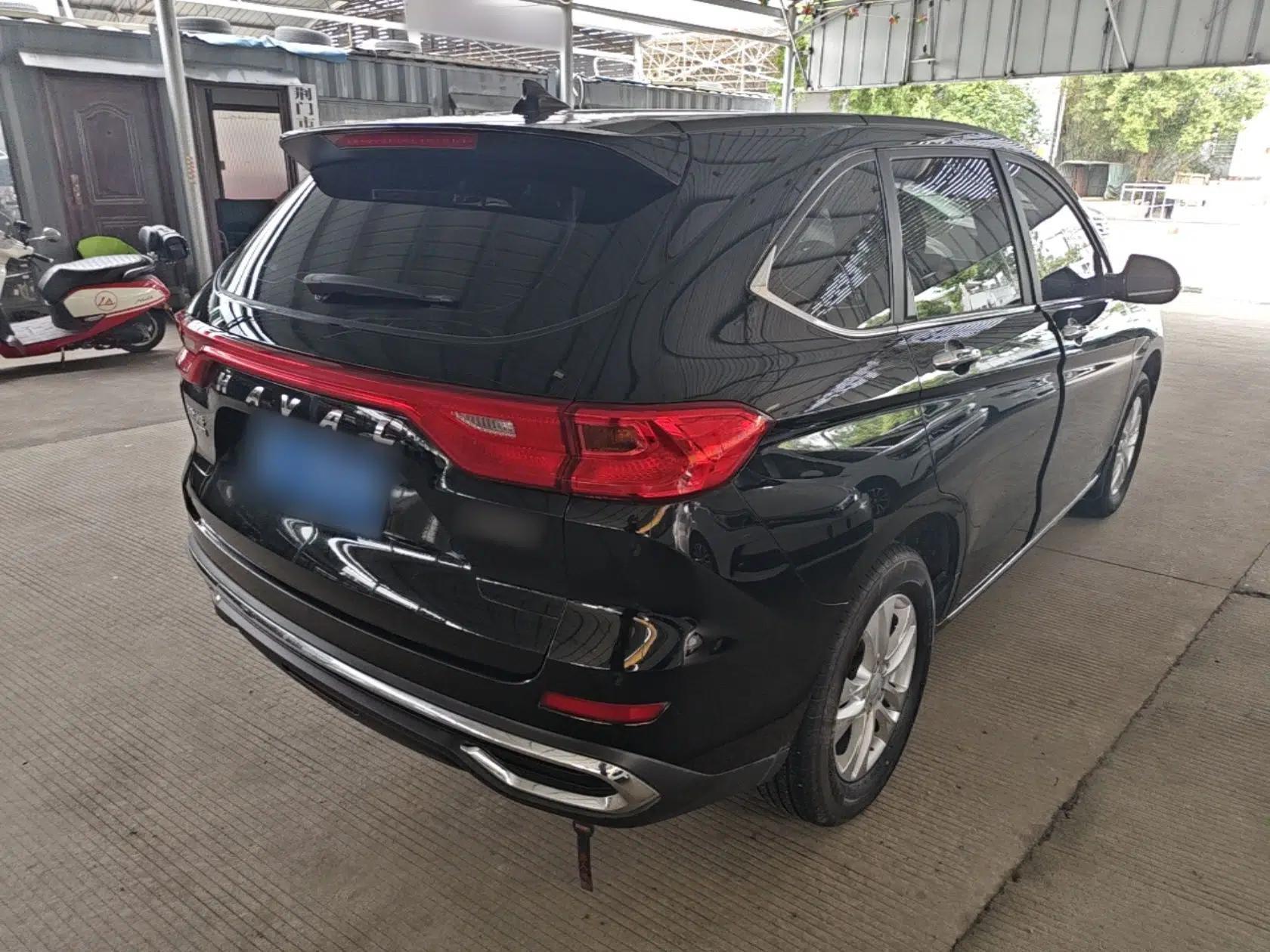 Haval M6 2021 PLUS 1.5T DCT Elite Smart Connectivity Model — миниатюра 6