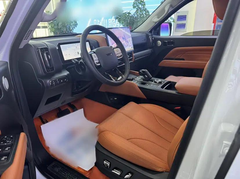 Haval H9 2024 2.0T Gasoline 4x4 Territory Edition — миниатюра 15