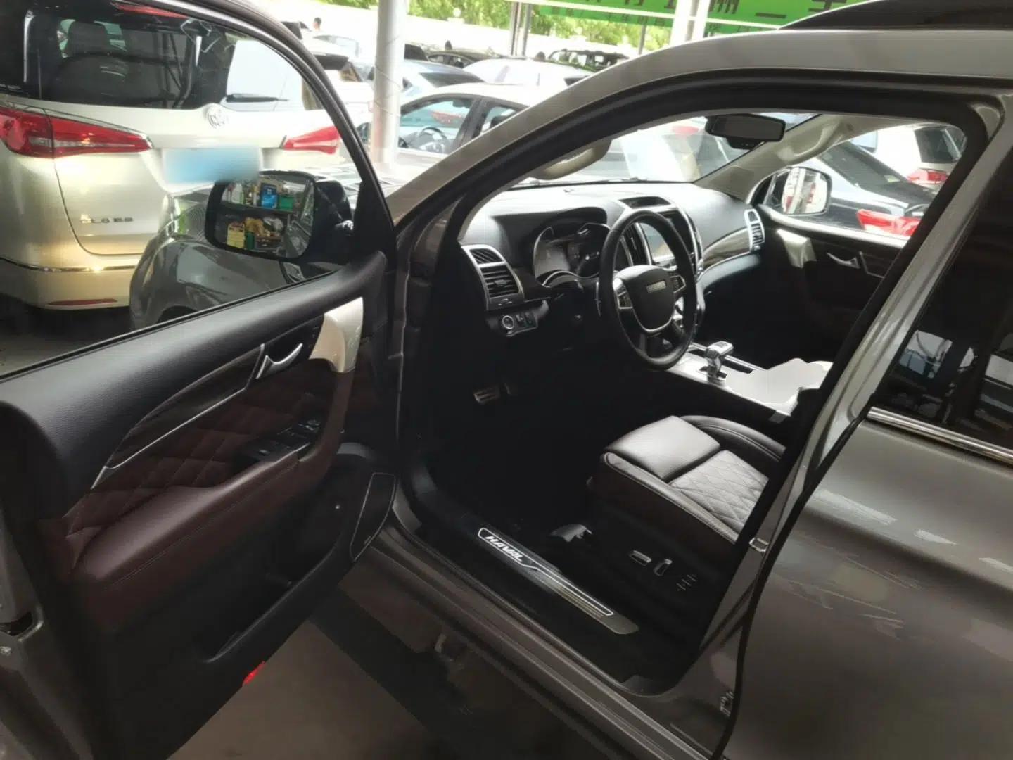 Haval H9 2020 2.0T Gasoline 4WD Premium Edition 5 Seats — миниатюра 19