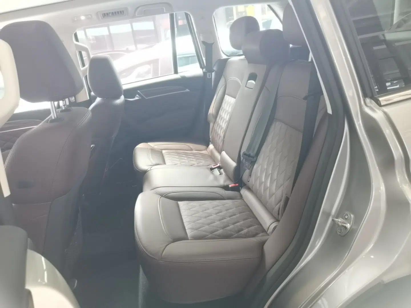 Haval H9 2020 2.0T Gasoline 4WD Premium Edition 5 Seats — миниатюра 20