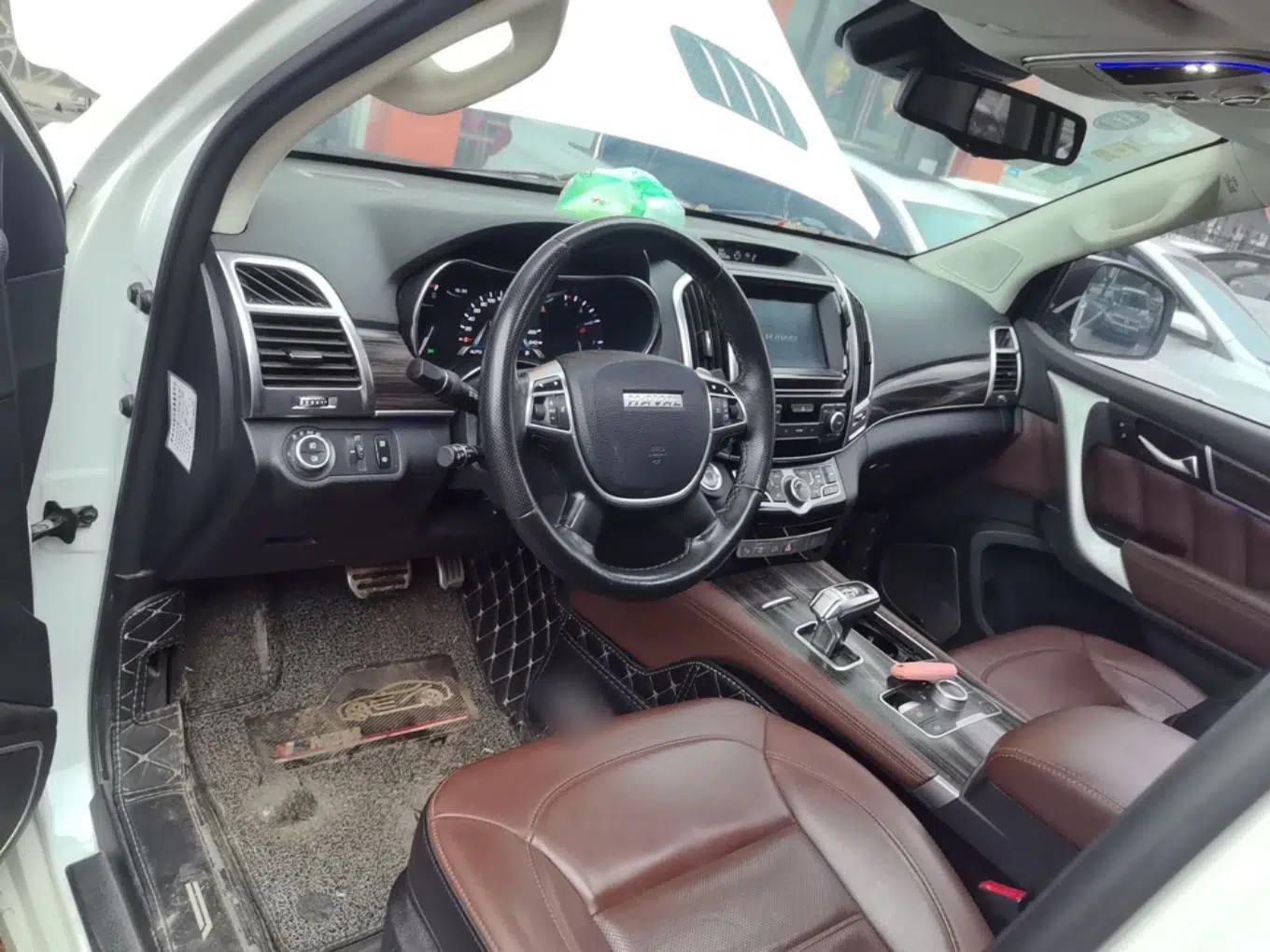 Haval H9 2017 2.0T Gasoline 4x4 Luxury 7-Seater — миниатюра 13