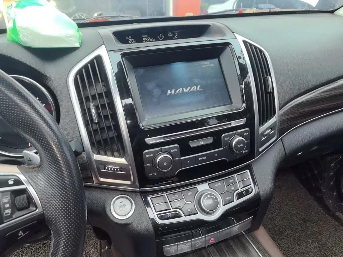 Haval H9 2017 2.0T Gasoline 4x4 Luxury 7-Seater — миниатюра 16