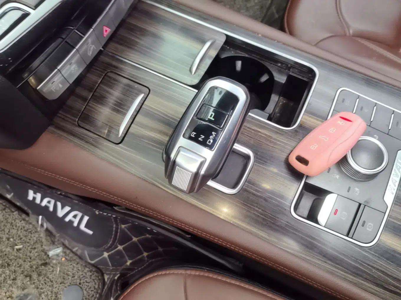 Haval H9 2017 2.0T Gasoline 4x4 Luxury 7-Seater — миниатюра 17