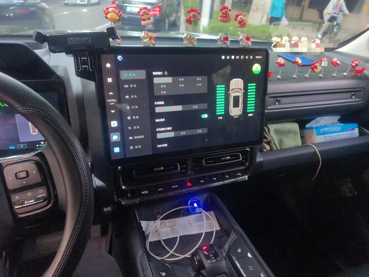 Haval Raptor New Energy 2023 Hi4 145 Explorer Edition — миниатюра 14