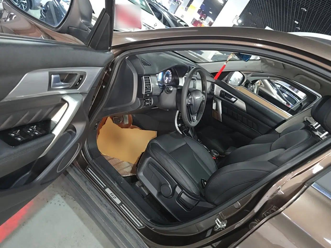 Haval H2 2016 Red-Label 1.5T Automatic Two-Wheel Drive Luxury Model — миниатюра 19