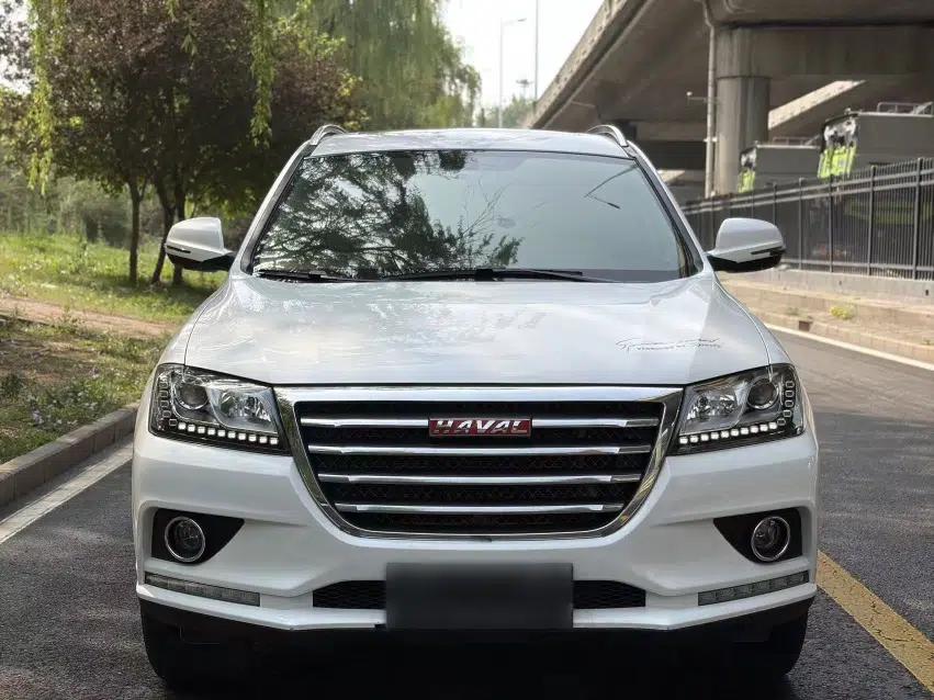 Haval H2 2017 Red-Label 1.5T Manual Two-Wheel Drive Luxury Model — миниатюра 2