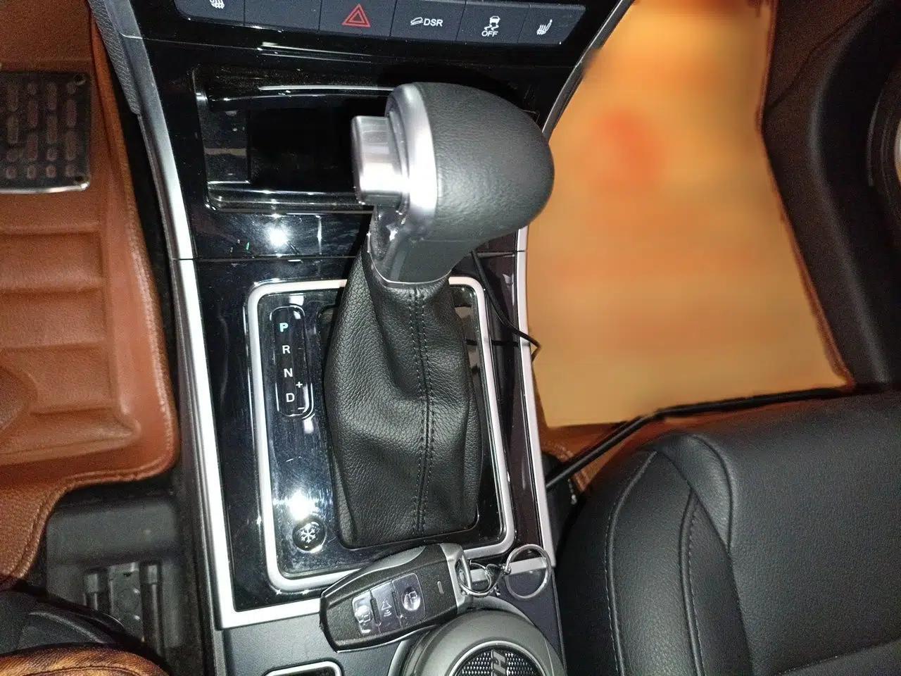Haval H2 2016 Red-Label 1.5T Automatic Two-Wheel Drive Luxury Model — миниатюра 13