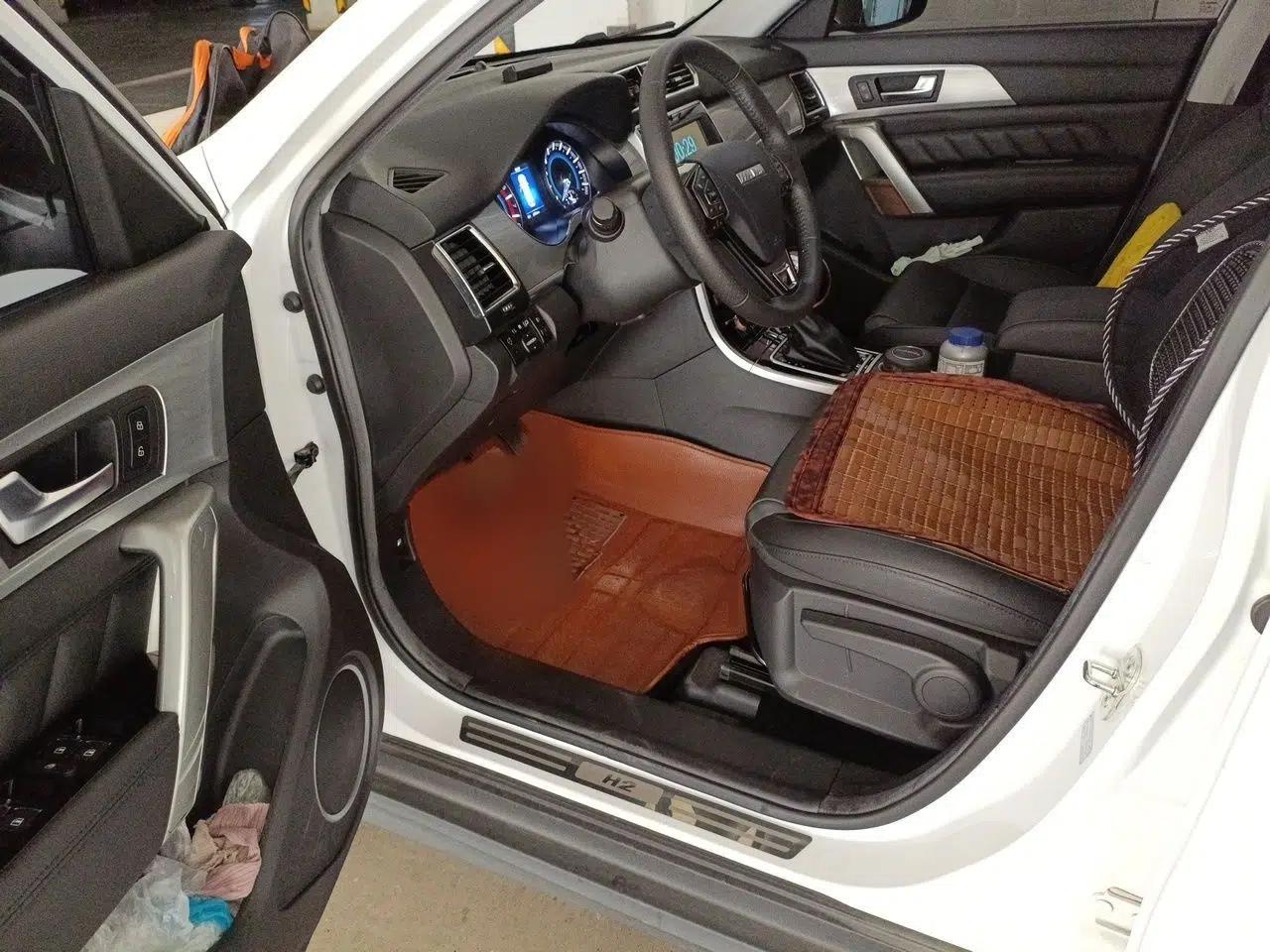 Haval H2 2016 Red-Label 1.5T Automatic Two-Wheel Drive Luxury Model — миниатюра 19