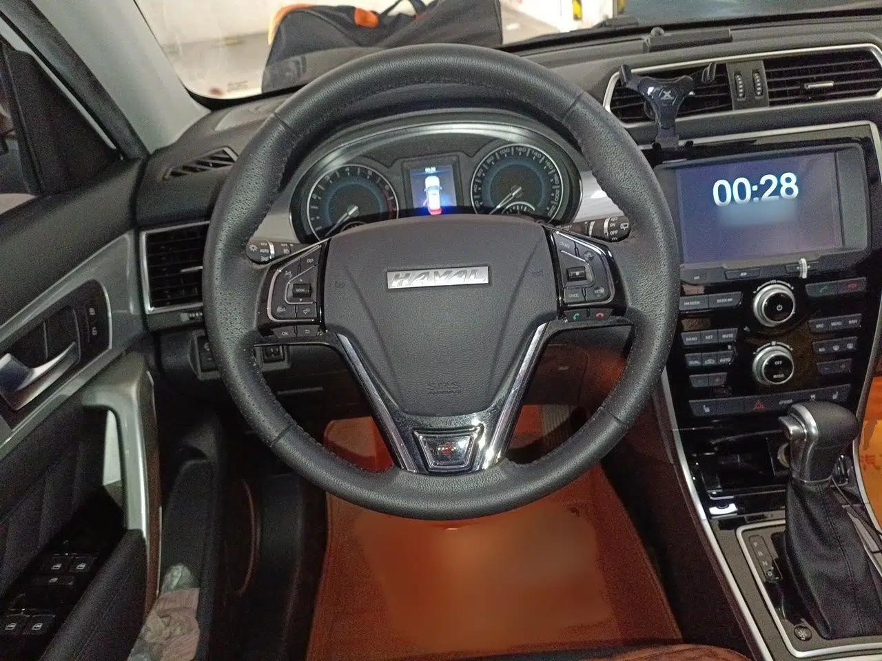 Haval H2 2016 Red-Label 1.5T Automatic Two-Wheel Drive Luxury Model — миниатюра 9