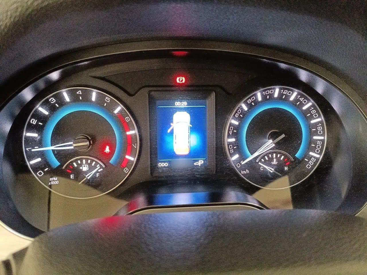 Haval H2 2016 Red-Label 1.5T Automatic Two-Wheel Drive Luxury Model — миниатюра 10