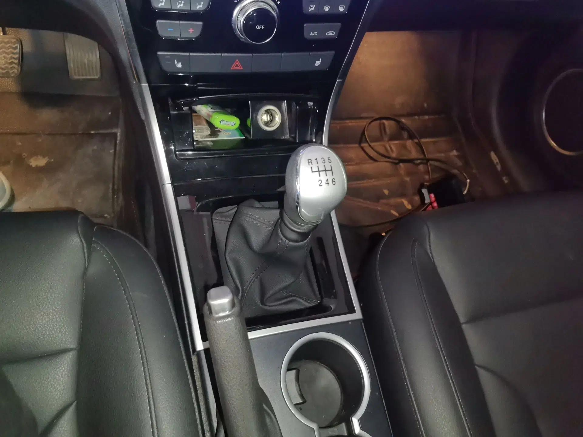 Haval H2 2014 1.5T Manual Two-Wheel Drive Elite Edition — миниатюра 15