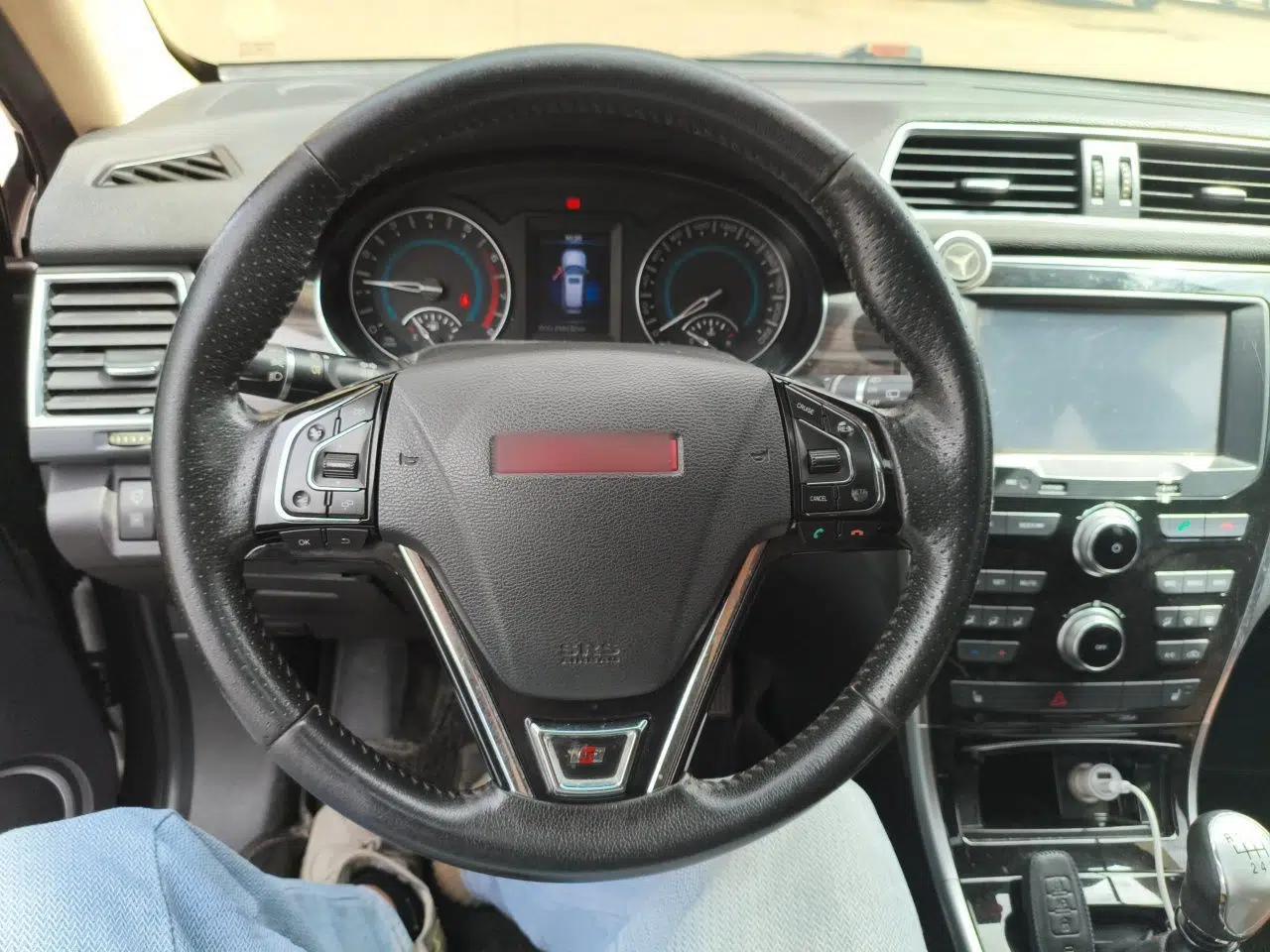 Haval H2 2014 1.5T Manual Two-Wheel Drive Elite Edition — миниатюра 11