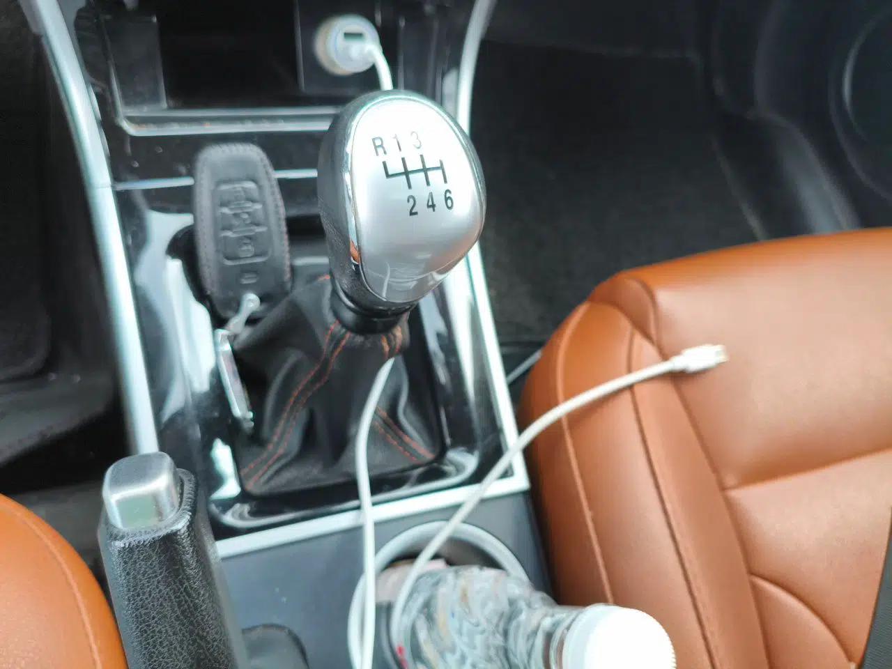 Haval H2 2014 1.5T Manual Two-Wheel Drive Elite Edition — миниатюра 15