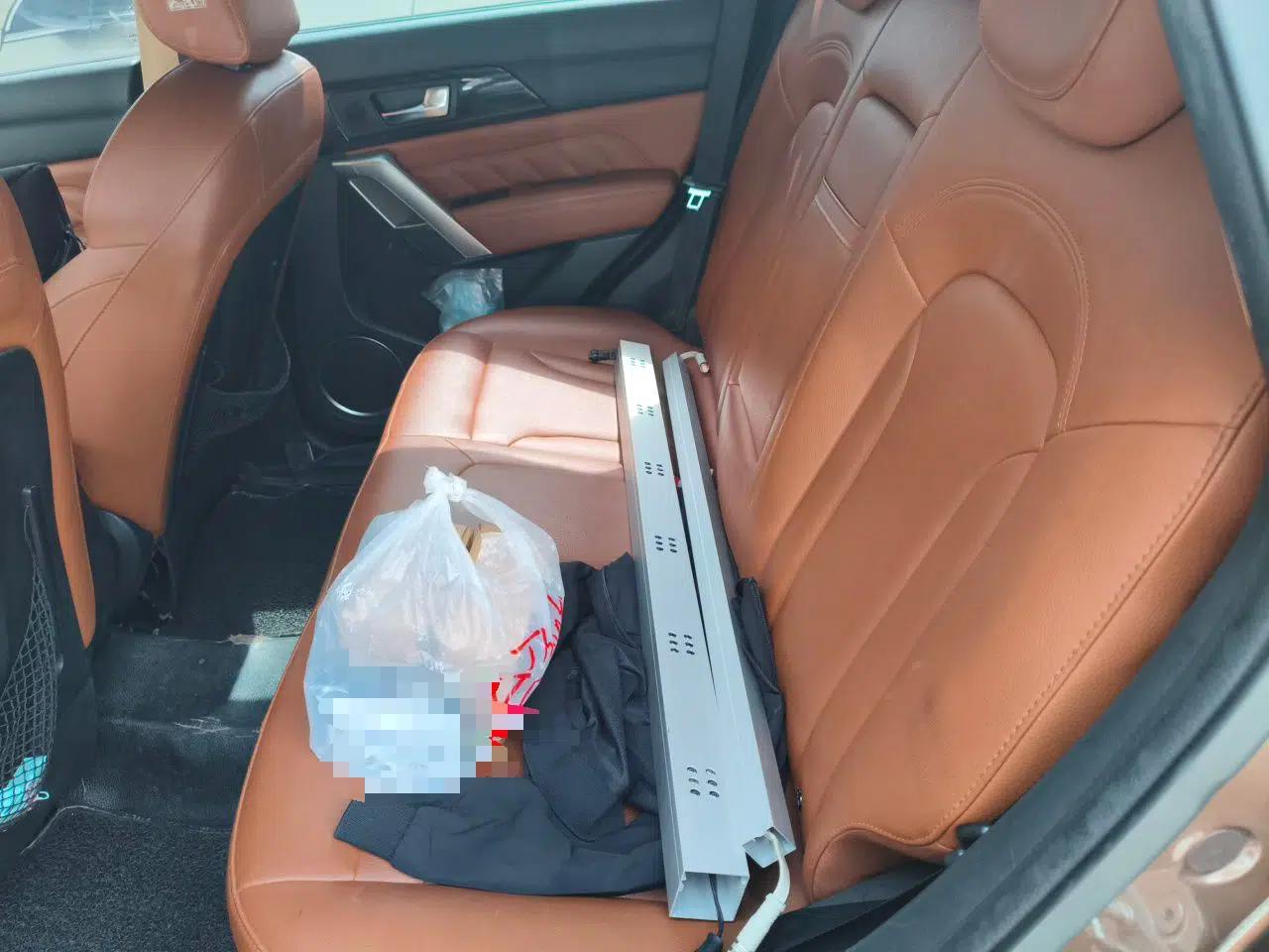 Haval H2 2014 1.5T Manual Two-Wheel Drive Elite Edition — миниатюра 18