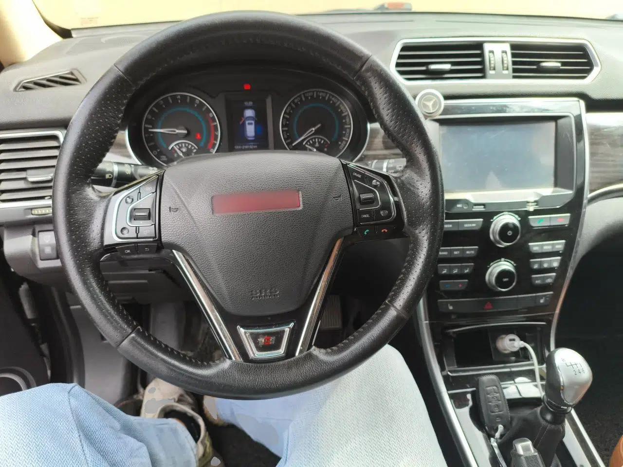 Haval H2 2014 1.5T Manual Two-Wheel Drive Elite Edition — миниатюра 10