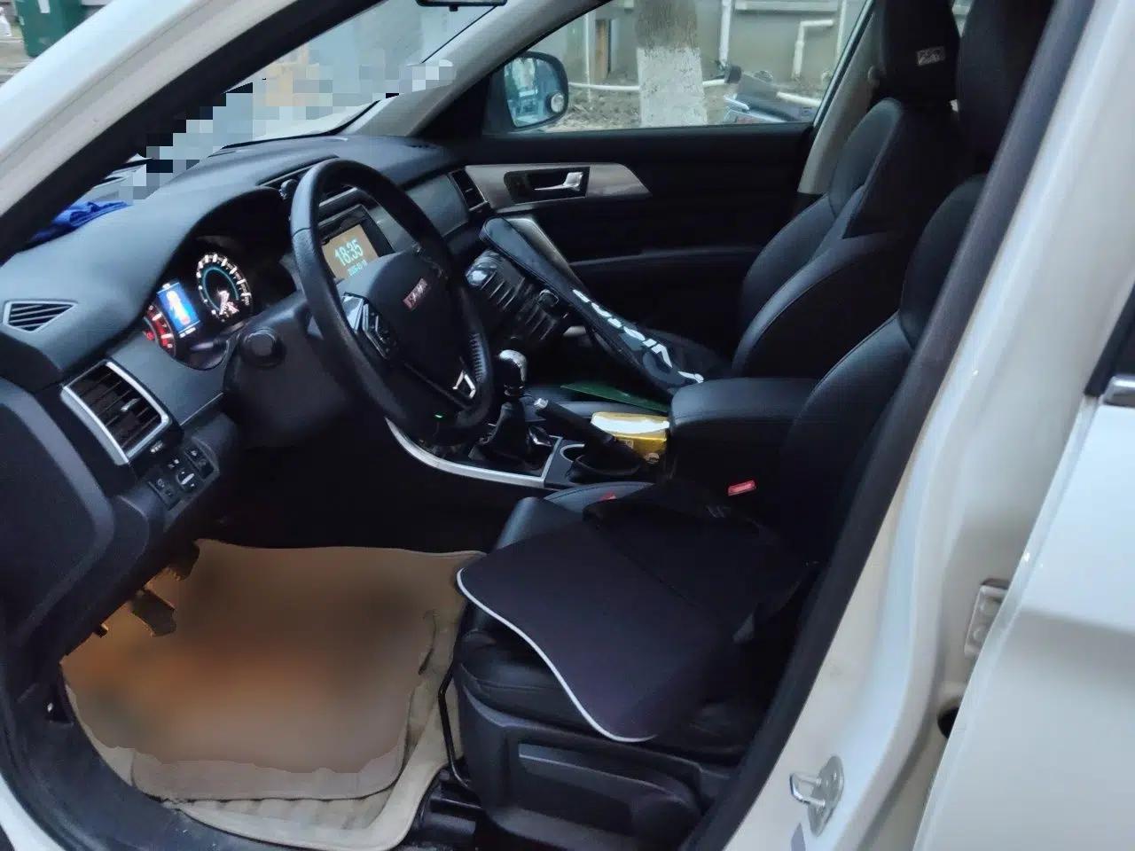 Haval H2 2014 1.5T Manual Two-Wheel Drive Elite Edition — миниатюра 16