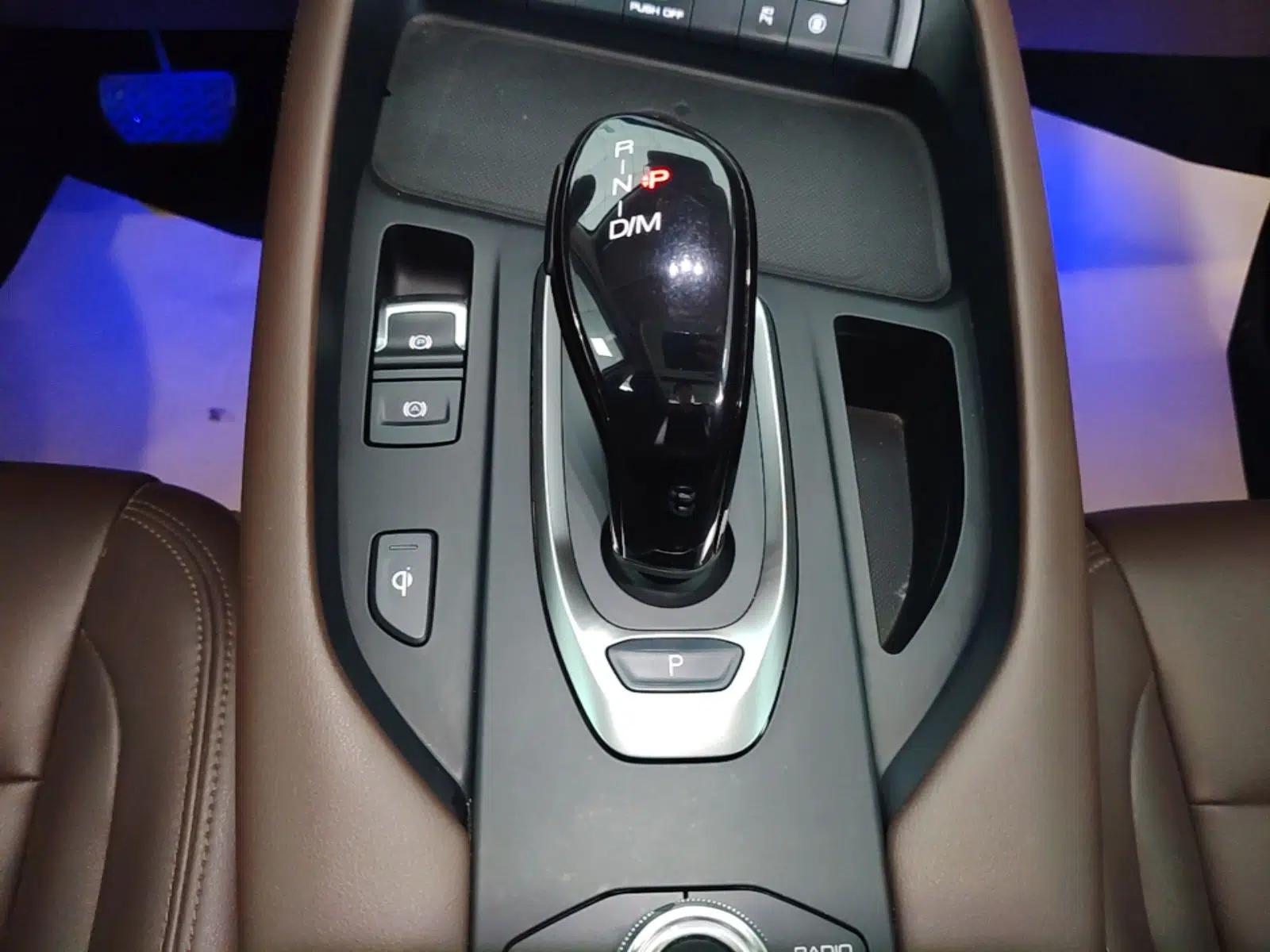 Haval F7 2020 2.0T Two-Wheel Drive i-Van — миниатюра 16