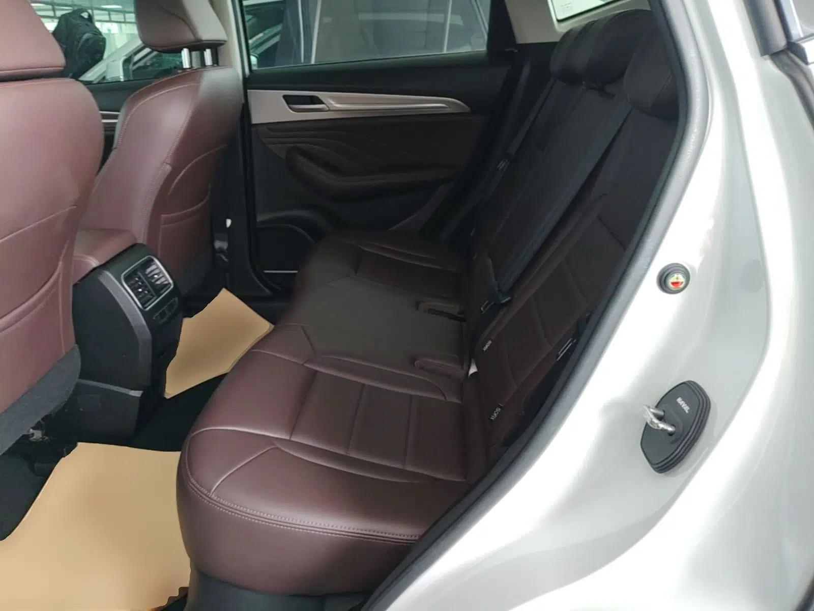 Haval F7 2020 2.0T Two-Wheel Drive i-Van — миниатюра 19