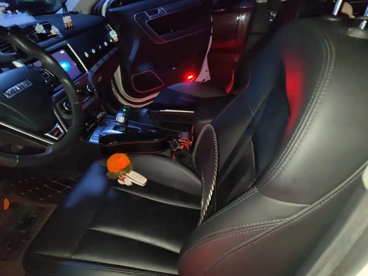 Haval H6 Coupe 2017 Red-Label 2.0T Automatic Two-Wheel Drive Urban Model — миниатюра 12