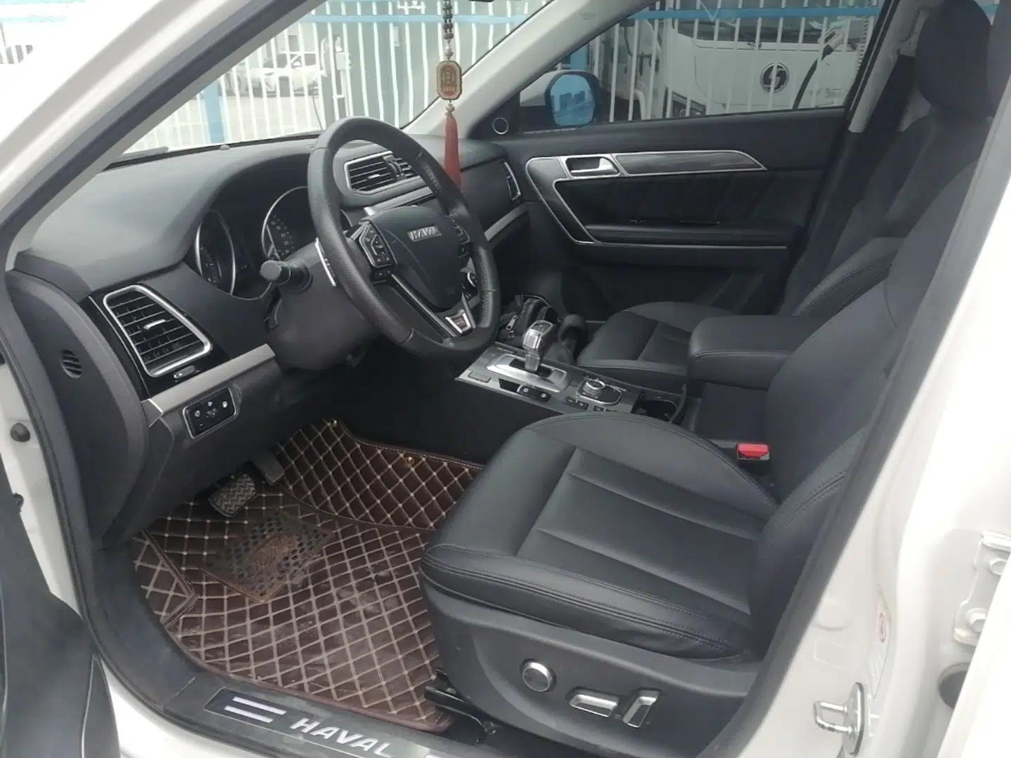 Haval H6 Coupe 2017 Red-Label 2.0T Automatic Two-Wheel Drive Elite Model — миниатюра 17