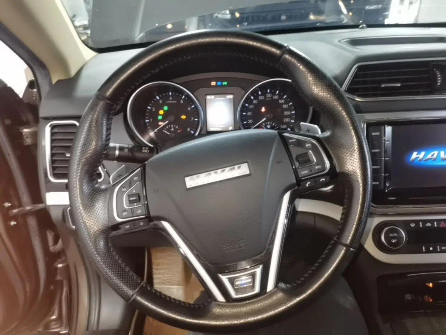 Haval H6 Coupe 2016 Blue Label 1.5T Automatic Two-Wheel Drive Urban Model — миниатюра 13
