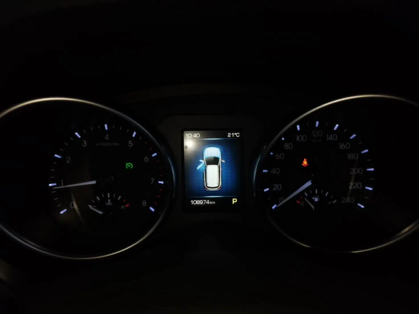 Haval H6 Coupe 2016 Blue Label 1.5T Automatic Two-Wheel Drive Urban Model — миниатюра 14
