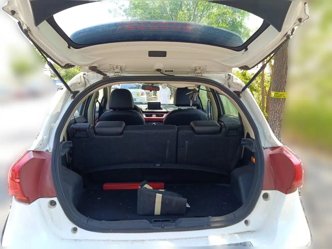 Haval H1 2015 1.5L AMT Luxury Model — миниатюра 16