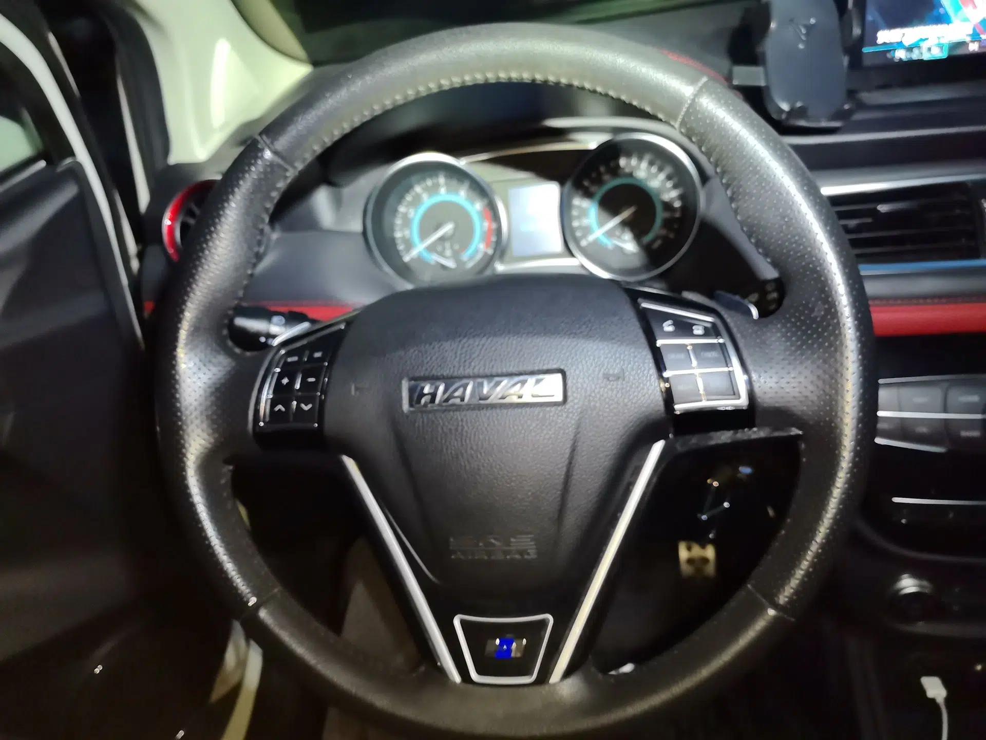 Haval H1 2016 Revised Version Blue Badge 1.5L AMT Luxury Edition — миниатюра 11