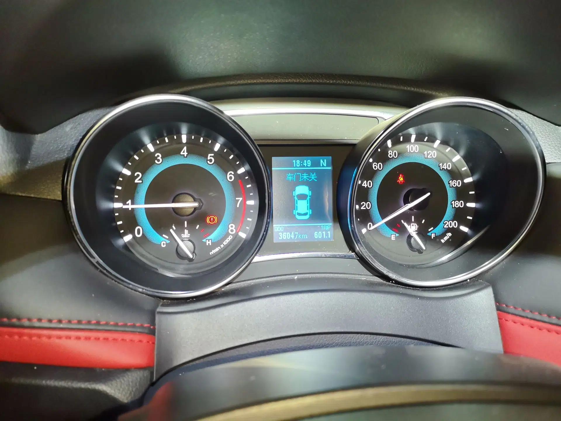 Haval H1 2016 Revised Version Blue Badge 1.5L AMT Luxury Edition — миниатюра 12