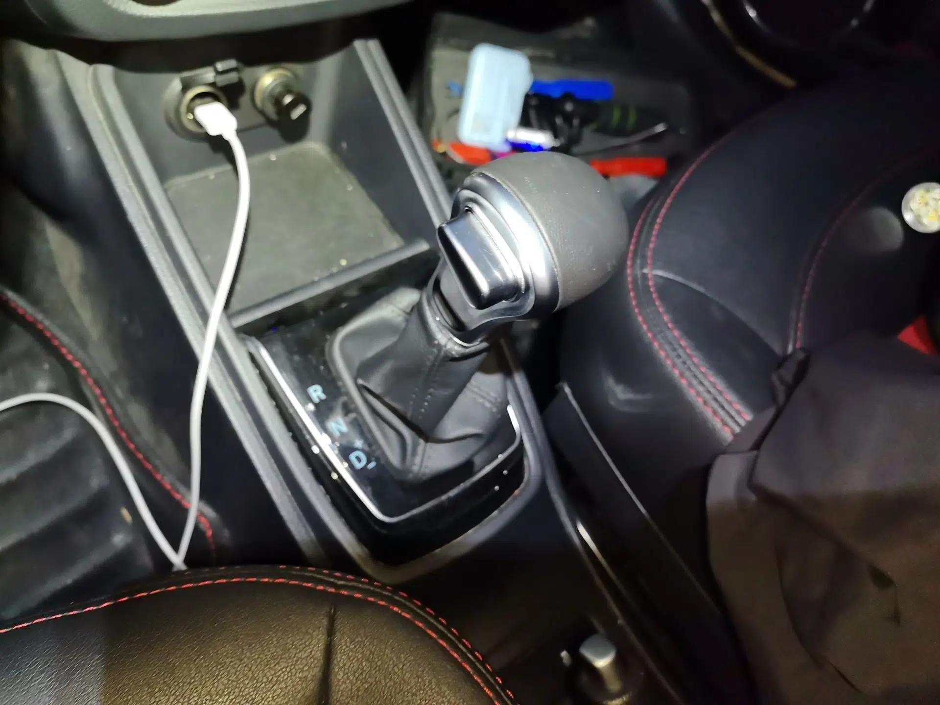 Haval H1 2016 Revised Version Blue Badge 1.5L AMT Luxury Edition — миниатюра 15
